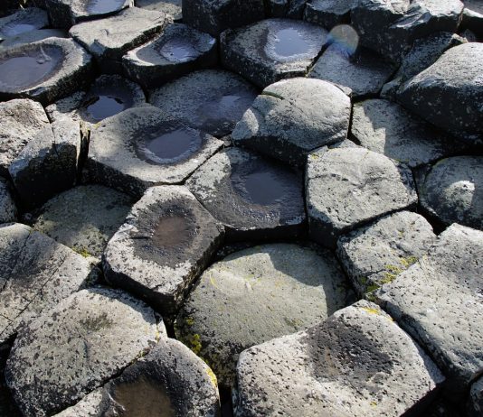 10 Northern Irish slang words and phrases, explained. giant's causeway, basalt columns, volcano-7227161.jpg